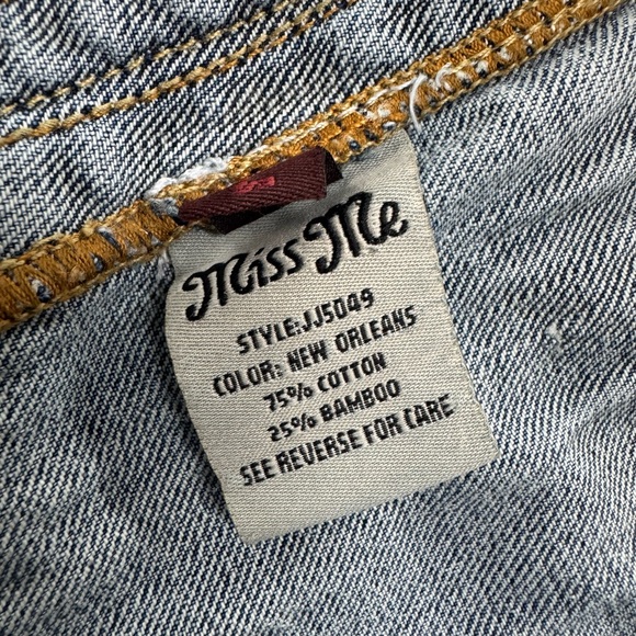 Miss Me Distressed Jean Jacket - Picture 4 of 4